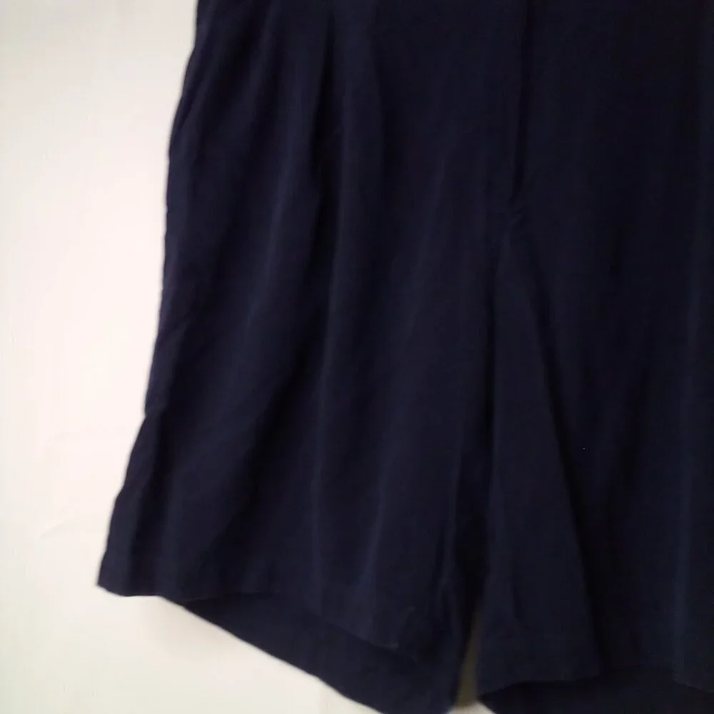Tommy Bahama Shorts Men 42 100% Silk Pleated Casual Blue